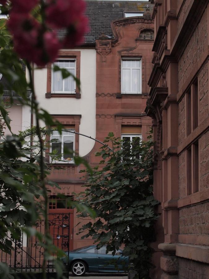 Haus Mittendrin Neustadt an der Weinstraße Exterior foto